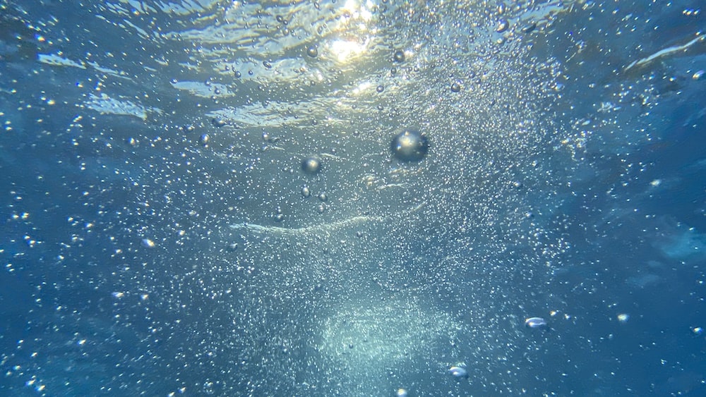 water bubbles in blue water