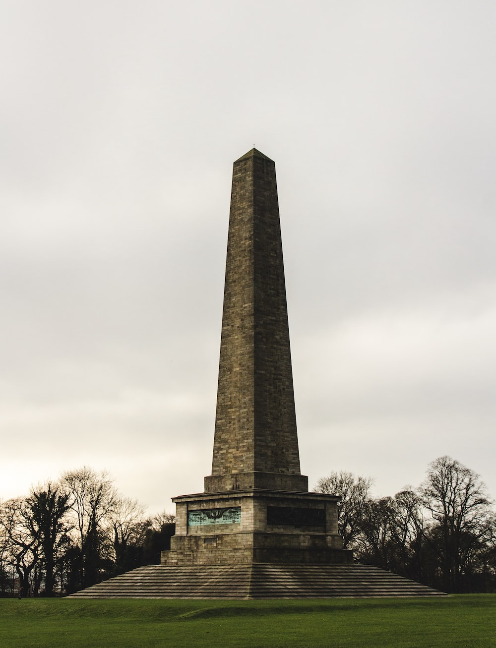 brown obelisk